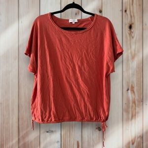 Michael Stars Tie Bottom T-Shirt Blouse in Burnt Orange